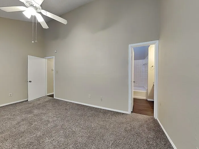 4030 Rustic Trl — Photo 12