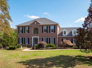 1001 Nickalaus Dr, Matthews, NC 28104