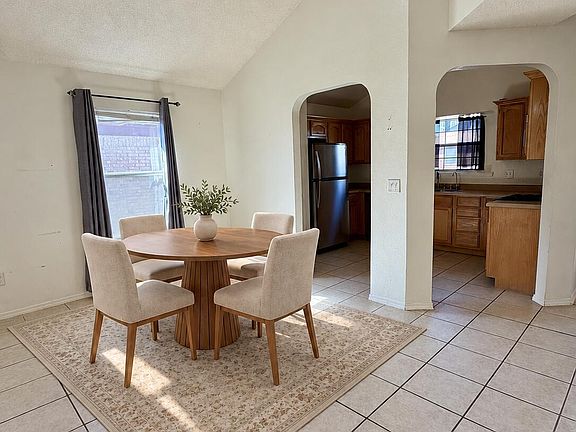 3rd image of 12589 Tierra Norte Rd