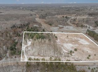 N Vandecar Rd, Farwell, MI 48622