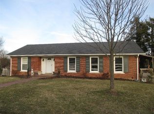 102 Robin Rd, Nicholasville, KY 40356