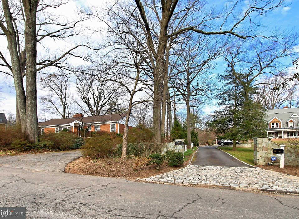 1st image of 3108 Beechwood Ln