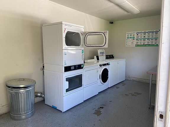 5th image of 404 W Cross St APT 11