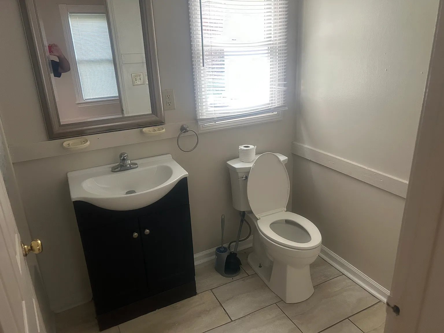 1 bed, 895 sqft, $995 — Photo 3