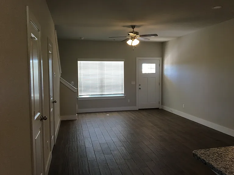 7756 Har Ber Ave — Photo 3