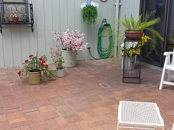 4th image of 3625 N 6th St APT 301