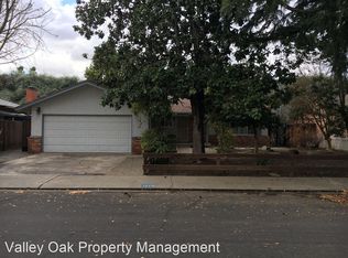 1013 Wolverine Way, Modesto, CA 95355