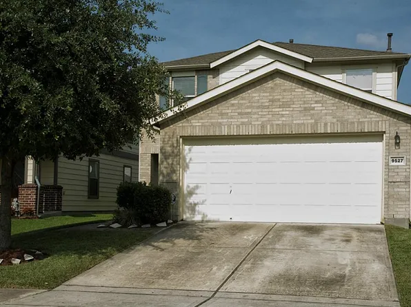 9527 Swanpond Ct, Houston, TX 77075