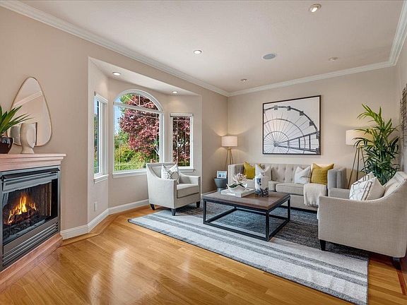 4th image of 974 Camellia Way