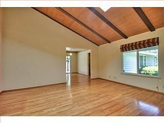 3rd image of 19156 Bellwood Dr