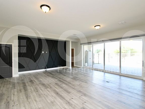 5th image of 22296 E Pecan Ln