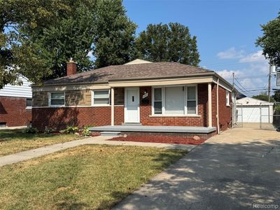 2699 Longmeadow Dr, Trenton, MI, 48183