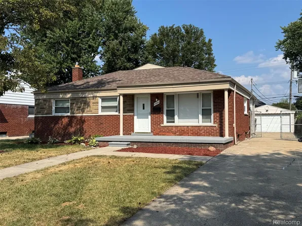 2699 Longmeadow Dr, Trenton, MI 48183