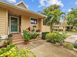 1002 Caravel Ct, Tarpon Springs, FL 34689