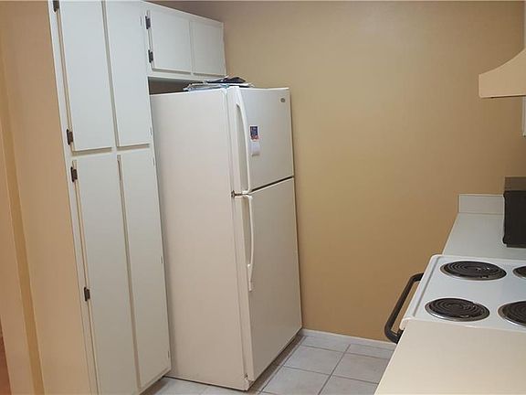 5th image of 14880 Summerlin Woods Dr Unit 4