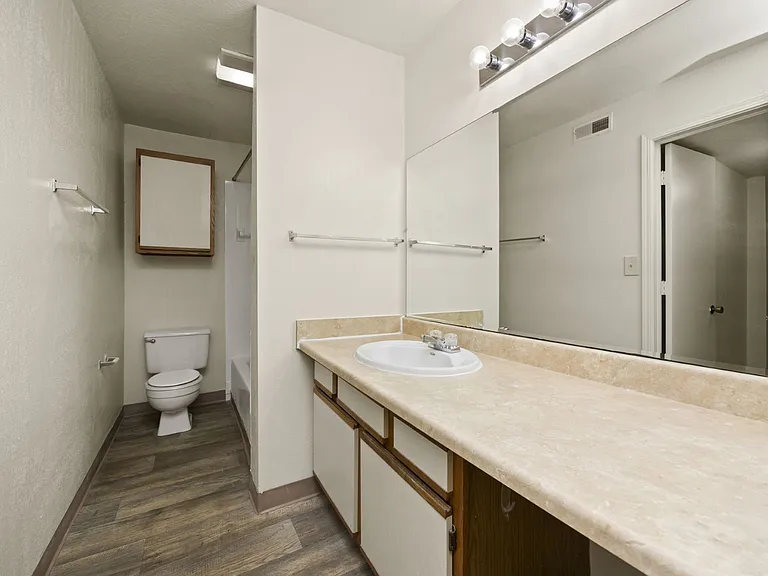 Jordan (Classic) - 2 Bed / 2 Bath - 1,000 Sq.Ft.