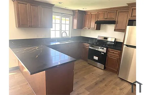 38625 25th St E Photo 1