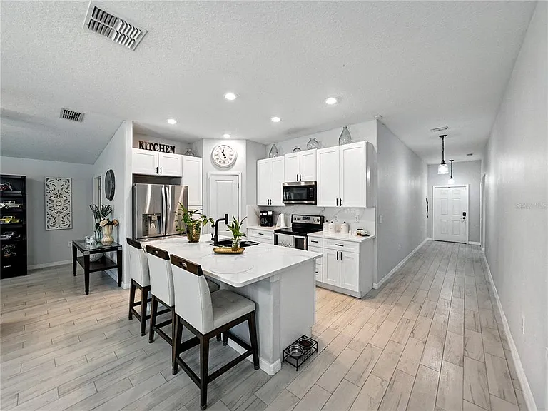 149 Cascade Bend Dr — Photo 12