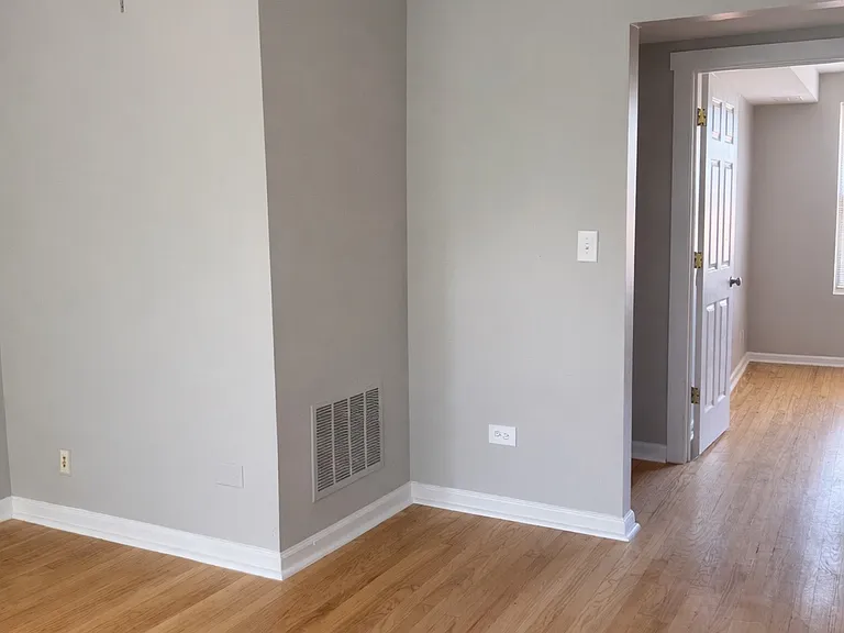 4258 W Hirsch St #3 — Photo 11