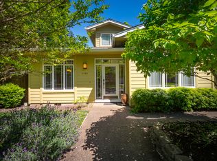 7799 SW Kingfisher Way, Durham, OR 97224