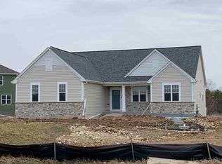 2595 Backwoods Rd, Slinger, WI 53086