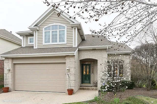 6351 Breton Lakes Dr photo 1