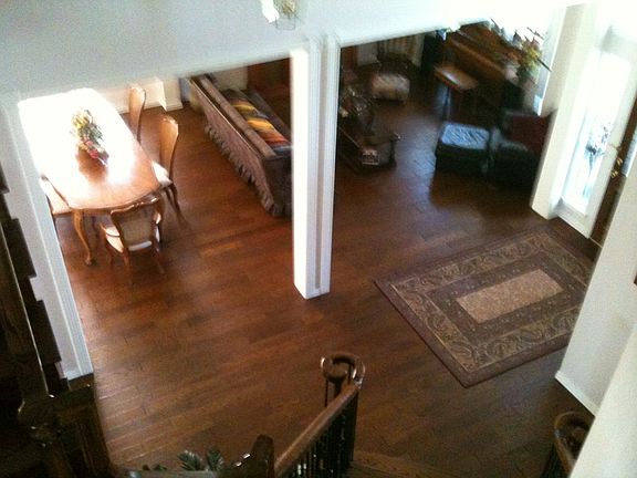 Top of Stairs View Front