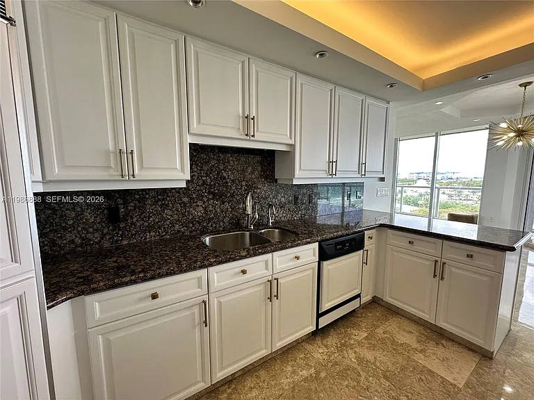 6051 N Ocean Dr #704 — Photo 7