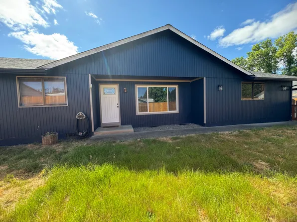 25266 E Bolton Rd, Veneta, OR 97487