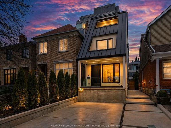 110 Banff Rd, Toronto, ON M4P 2P5