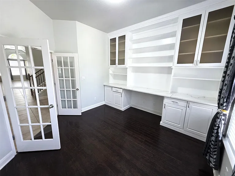 1015 Walsh Hill Trl — Photo 5