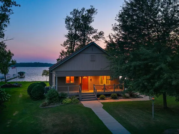 50876 Lakeview Dr, Rush City, MN 55069