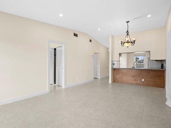 2nd image of 5540 Lakewood Cir S APT E