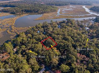 13 Cove Rd, Beaufort, SC 29907