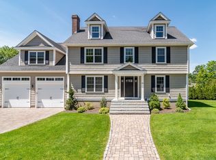 32 Charles St, Natick, MA 01760