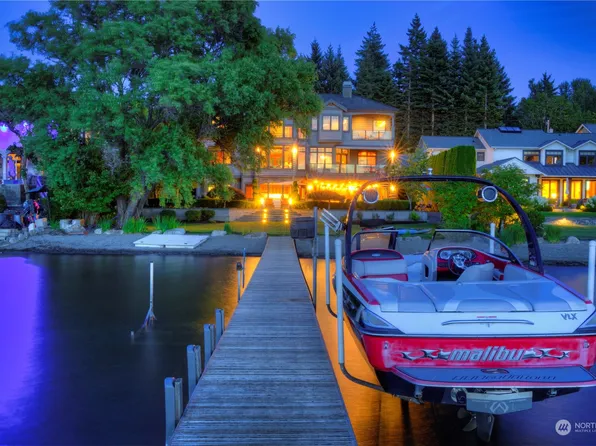 407 East Lake Sammamish Parkway SE, Sammamish, WA 98074