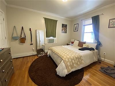 5th image of 19 Rice St