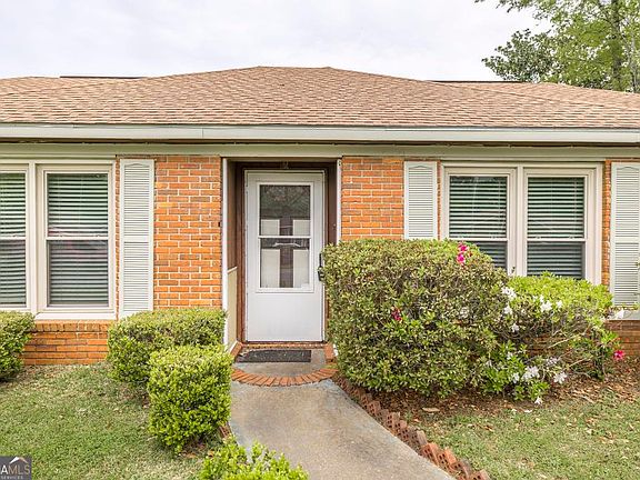 2nd image of 112 Prairie Blvd