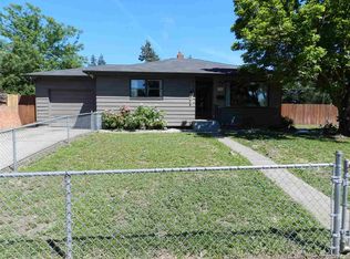 2704 N Stone St, Spokane, WA 99207