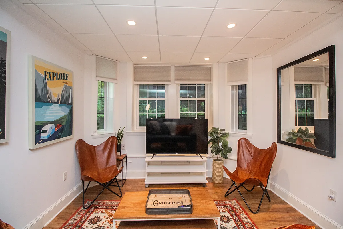 Building Photo - 1253 Beacon St #4BB
