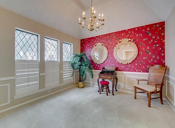 3rd image of 3405 Whiffletree Dr