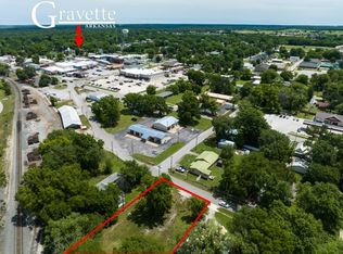 405 2nd Ave SW #3, Gravette, AR 72736