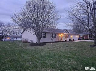 14498 Prairie Trl, Athens, IL 62613