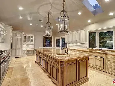 1681 Stone Canyon Rd — Photo 9