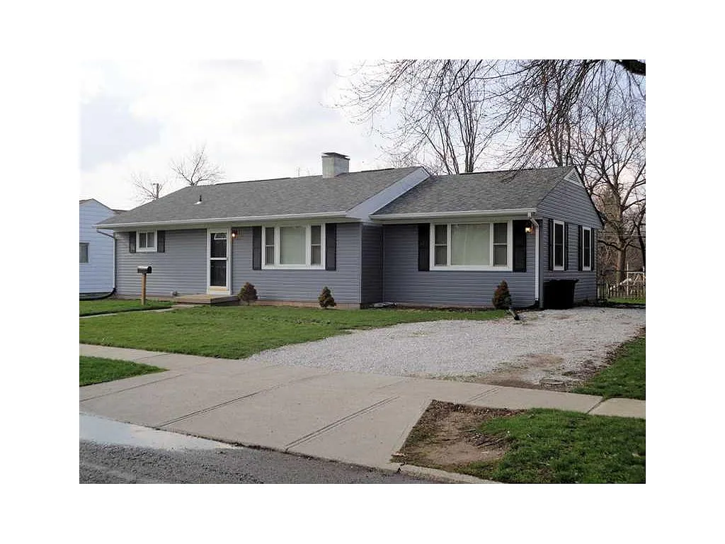 110 W William Dr photo 1