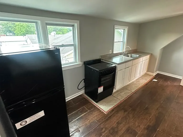 402 S 8th St #3F — Photo 3