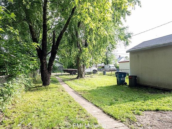 4th image of 1840 Westview Dr