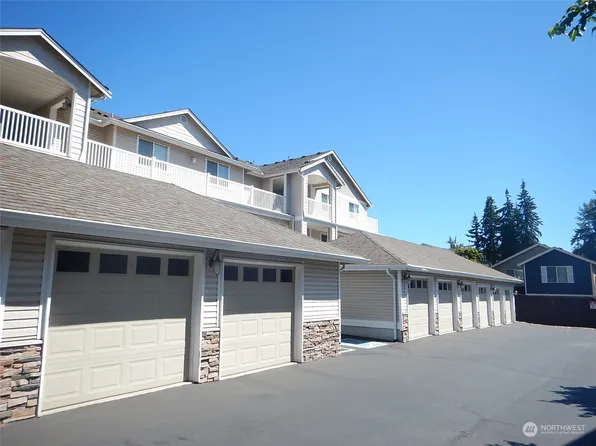 15611 18th Avenue W #F-204, Lynnwood, WA 98087