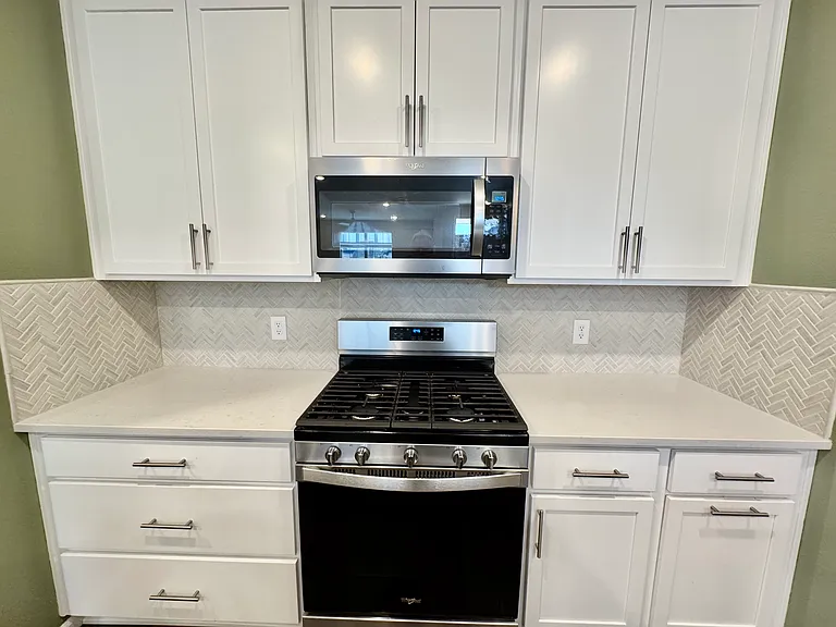 765 N Shawnee St — Photo 6