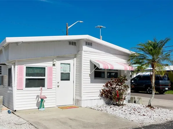 31 1st St, Bradenton, FL 34210